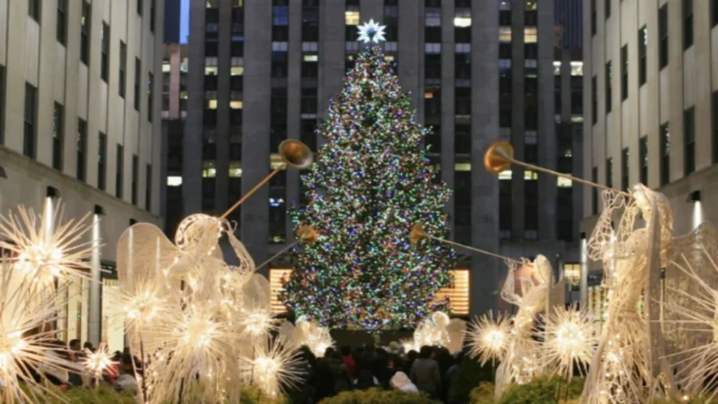 The Charm of New York's Christmas Decorations